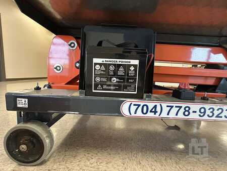 Vertical mast lift  JLG 1030P (12)