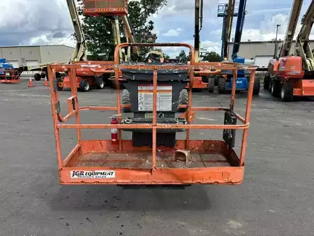 Nacelle articulée 2014  JLG E600JP (2)