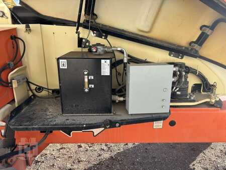 Articulating boom lift  JLG E600JP (12)