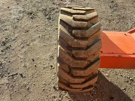 Articulating boom lift  JLG E600JP (6)