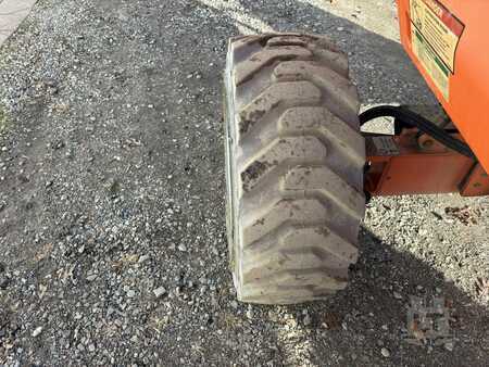 Articulating boom lift  JLG E600JP (8)