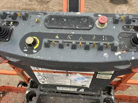 Plataforma Articulada 2014  JLG M600JP (5)