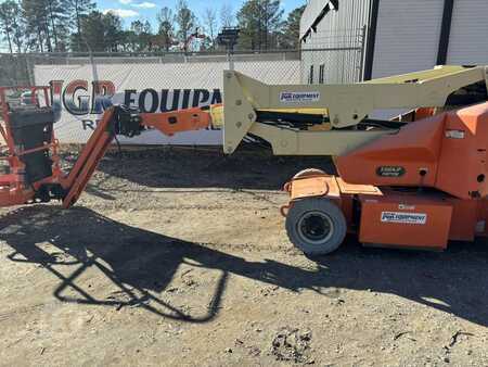 Articulating boom lift  JLG E400AJPN (1)