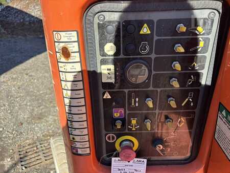 Articulating boom lift  JLG E400AJPN (11)