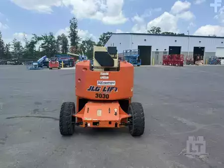 Articulating boom lift 2016  JLG E450AJ (11)