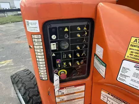 Articulating boom lift 2016  JLG E450AJ (4)