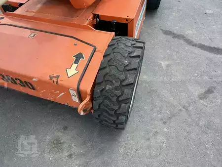 Articulating boom lift 2016  JLG E450AJ (7)
