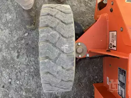 Articulating boom lift 2018  JLG E400AJPN (10)