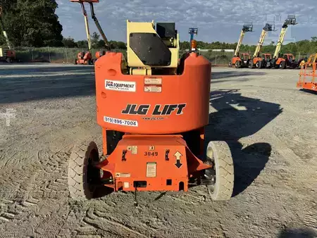 Plataforma Articulada 2020  JLG E450AJ (2)