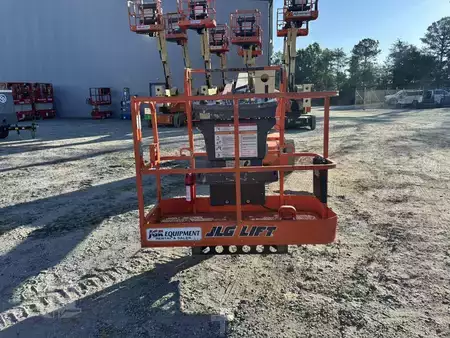 Plataforma Articulada 2020  JLG E450AJ (4)