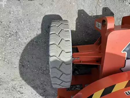 Plataforma Articulada 2022  JLG E300AJP (6)
