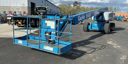 Telescopic boom lift 2015  GENIE S85 (1)