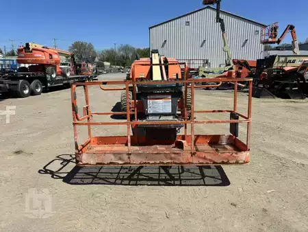 Nacelle télescopique  JLG 600S (4)