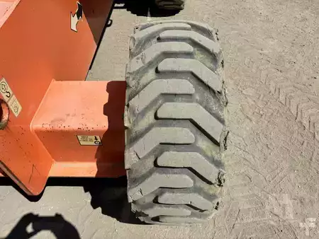 Nacelle télescopique  JLG 600S (9)