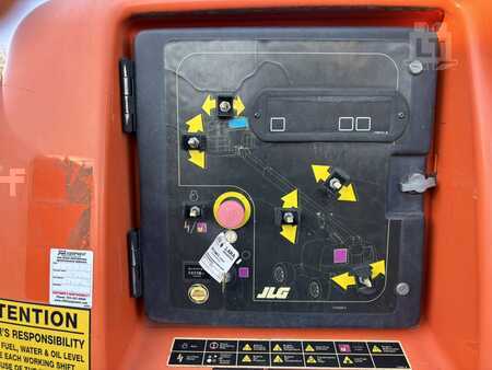 Telescopic boom lift  JLG 400S (9)