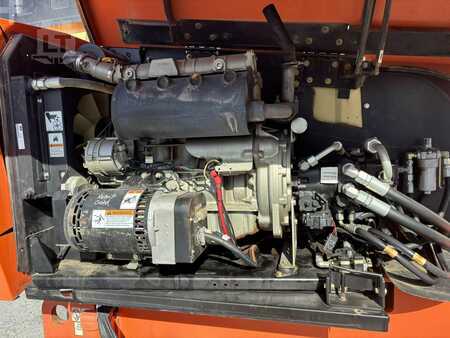 Telescopic boom lift  JLG 600S (13)