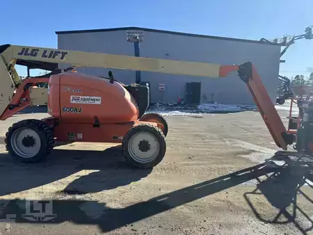 Articulating boom lift 2007  JLG 600AJ (3)