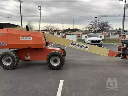Nacelle télescopique  JLG 600S (1)