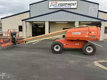 Nacelle télescopique  JLG 600S (3)