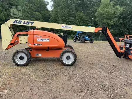 Plataforma Articulada 2012  JLG 600AJ (3)