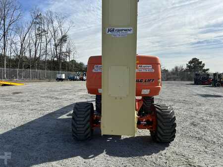 Plataforma Articulada 2009  JLG 800AJ (2)