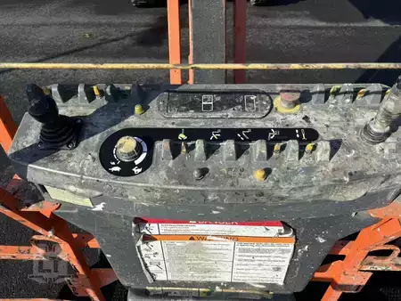 Nacelle télescopique  JLG 660SJ (5)