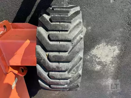 Nacelle télescopique  JLG 660SJ (6)