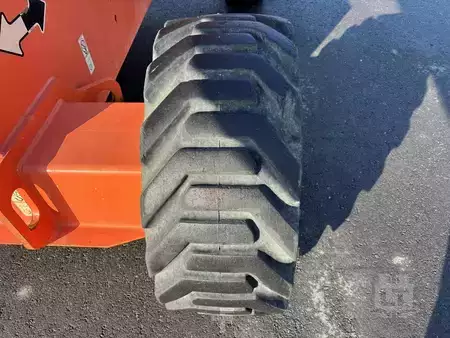 Nacelle télescopique  JLG 660SJ (9)