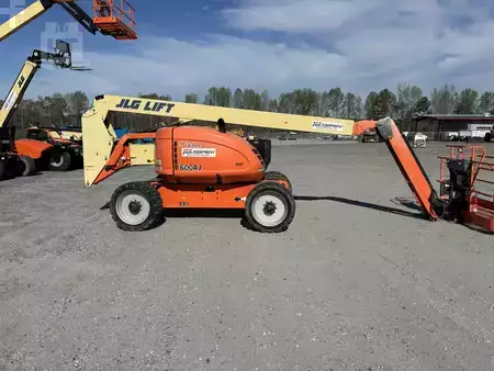 Articulating boom lift 2020  JLG 600AJ (1)