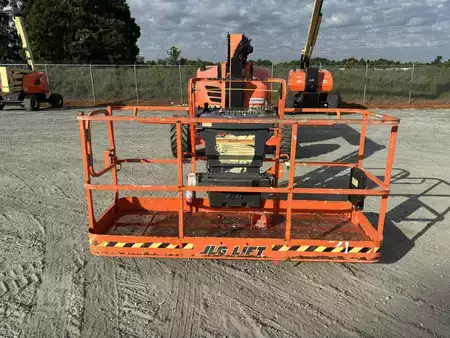 Plataforma Articulada 2021  JLG 600AJ (4)