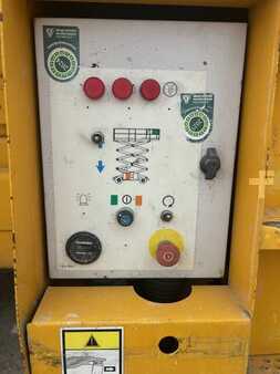 Piattaforme aeree a pantografo 2008  Haulotte H15SX (9)