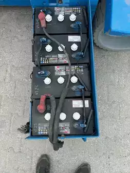 Plataforma Articulada 2007  Genie Z30/20N RJ (10)