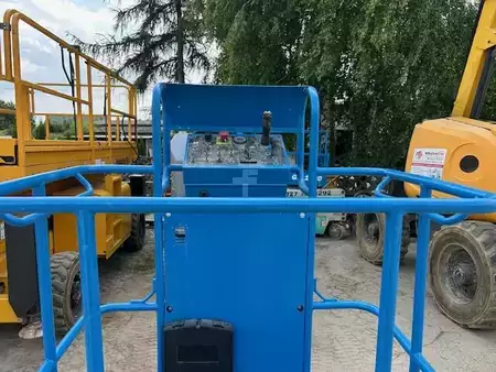 Plataforma Articulada 2007  Genie Z30/20N RJ (11)