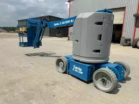 Plataforma Articulada 2007  Genie Z30/20N RJ (2)