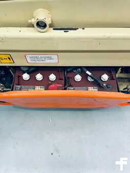 Ollós munka emelvény 2006  JLG 2030 ES (14)