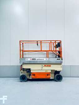 Ollós munka emelvény 2006  JLG 2030 ES (6)