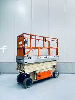 Ollós munka emelvény 2006  JLG 2030 ES (8)