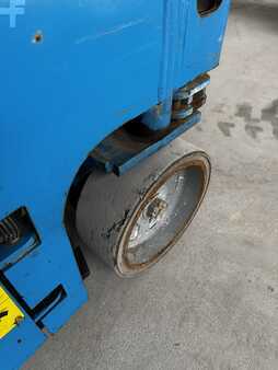 Scissor lift 2012  Genie GS1932 (6)