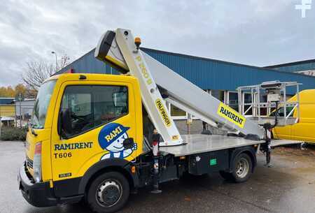 Kamion emelvény 2012  Palfinger P260B, on Nissan Cabstar (1)
