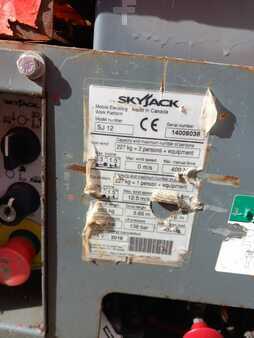 Kolmo zvedaná plošina 2016  Skyjack SJ12 6mtr 2016 dealer price (4)