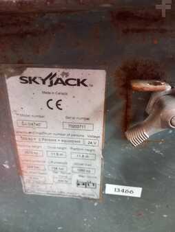 Pracovní plošina s nůžkovým zdvihem 2017  Skyjack SJ4740 14mtr only 111 hours! (3)