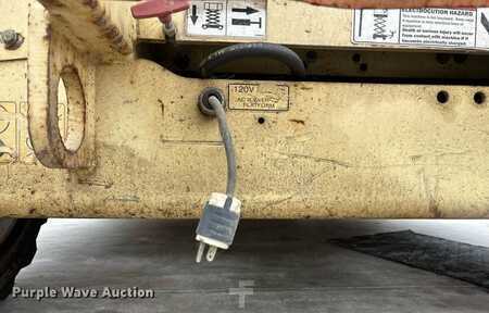 Scissor lift 2007  JLG 260MRT (23)