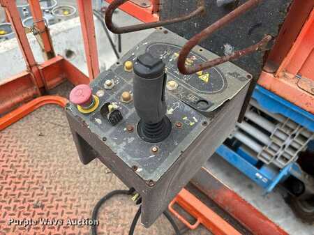 Scissor lift 2007  JLG 260MRT (29)