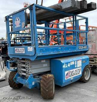 Scissor lift 2008  Genie GS-2668 (1)