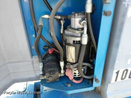 Telescopic boom lift 1999  Genie Z-30/20N (28)