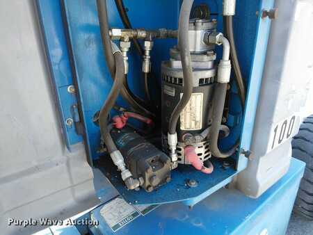 Telescopic boom lift 1999  Genie Z-30/20N (30)