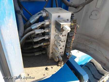 Telescopic boom lift 1999  Genie Z-30/20N (33)