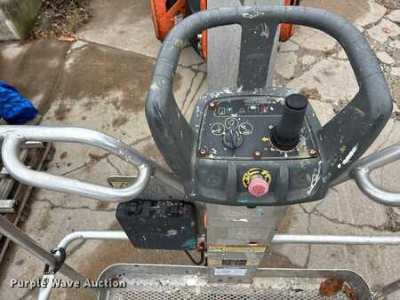 Plataforma Telescópica 2012  JLG T500J (20)