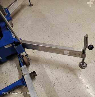 Vertical mast lift 2016  Genie AWP-36S (11)