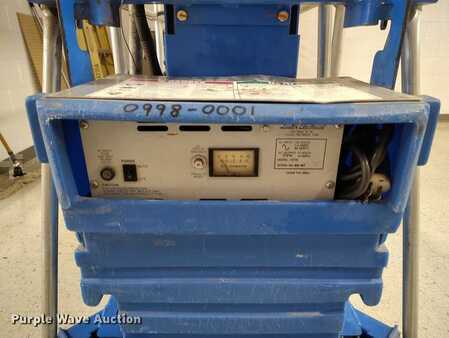 Vertical mast lift 2016  Genie AWP-36S (14)